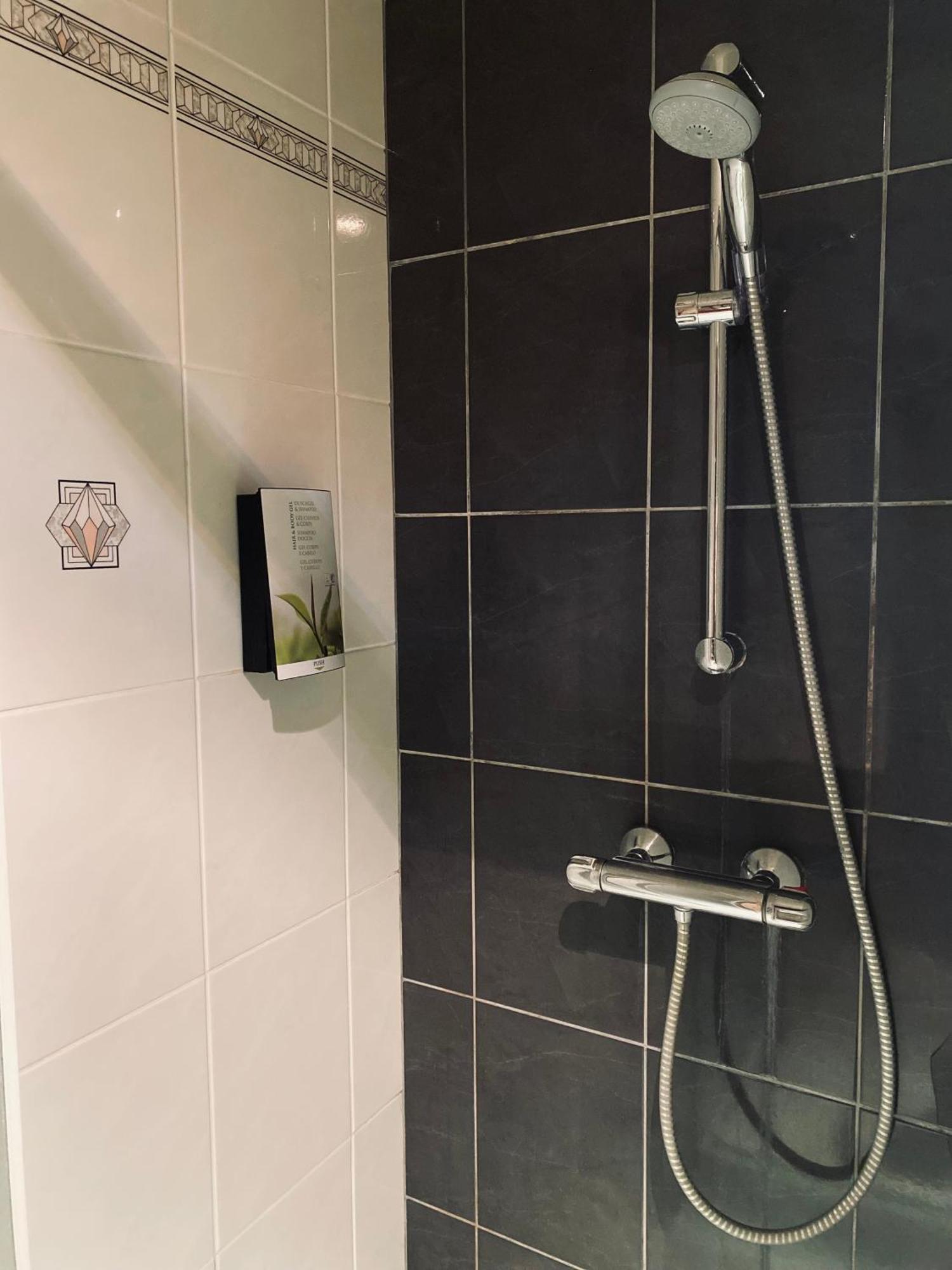 Hotel Bornem Eksteriør bilde